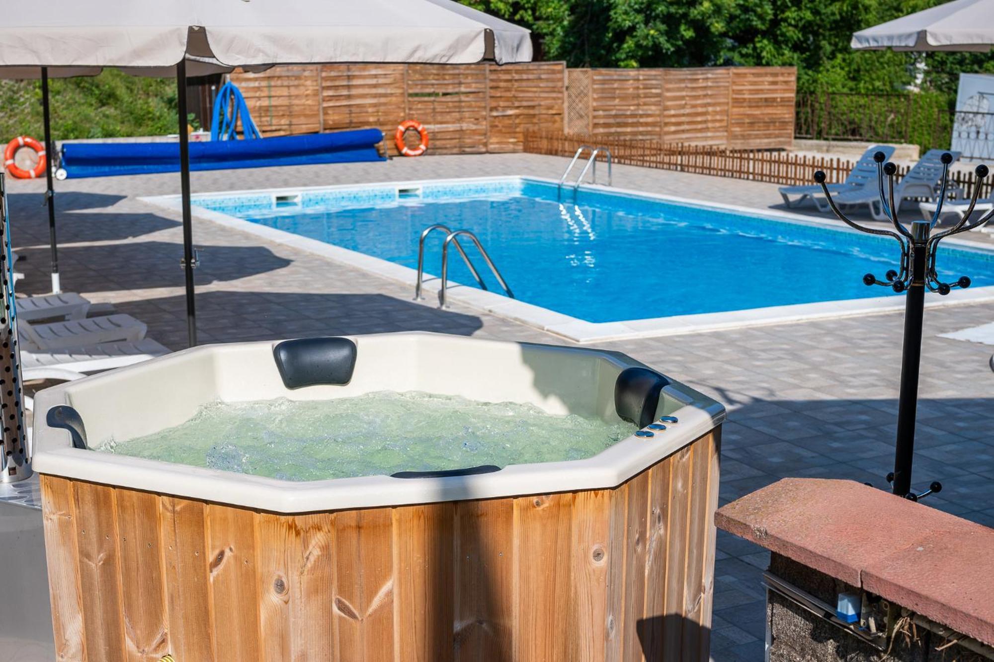 Hotel Комплекс Асеневци Carewa Liwada Zewnętrze zdjęcie