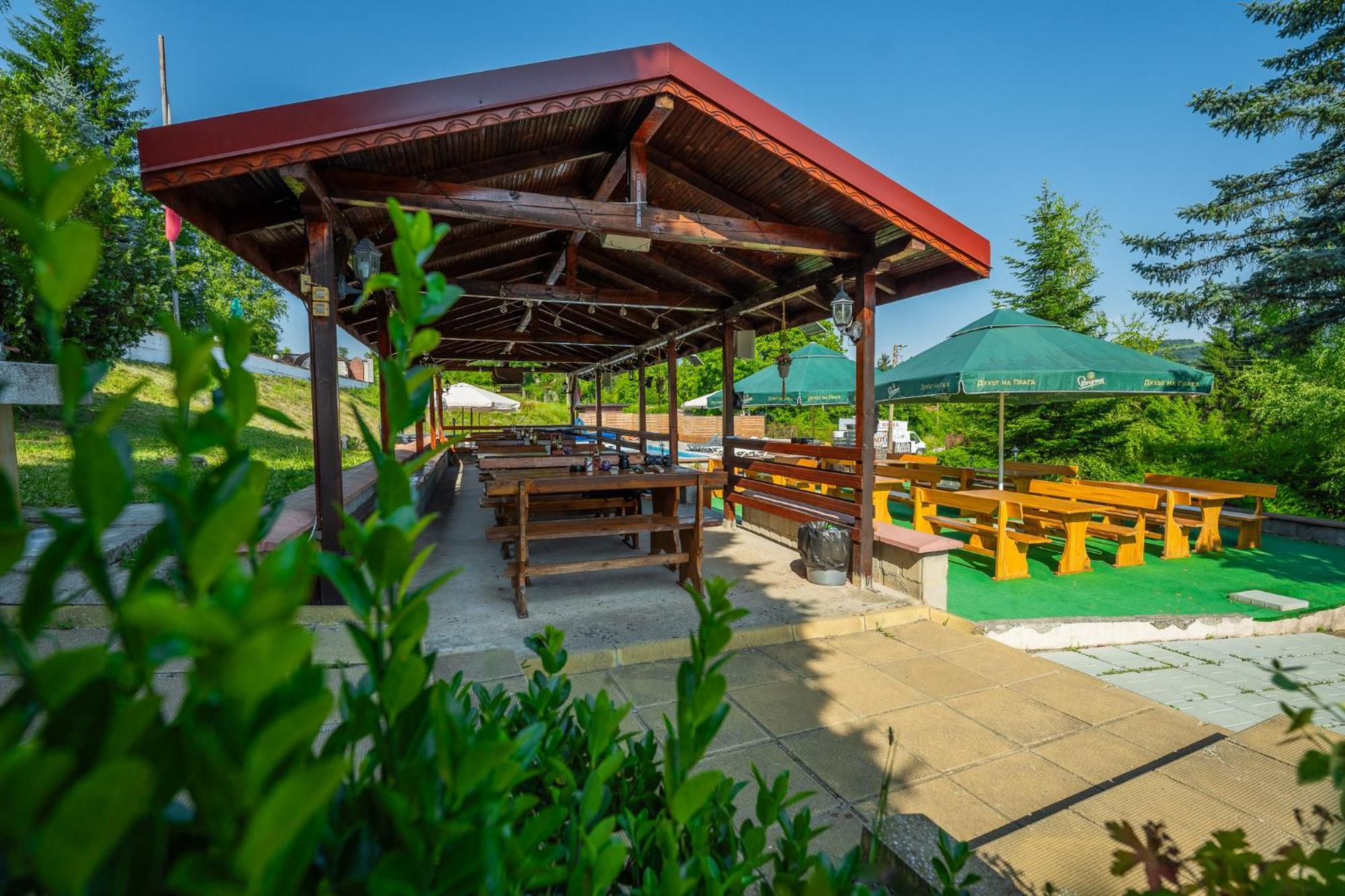 Hotel Комплекс Асеневци Carewa Liwada Zewnętrze zdjęcie