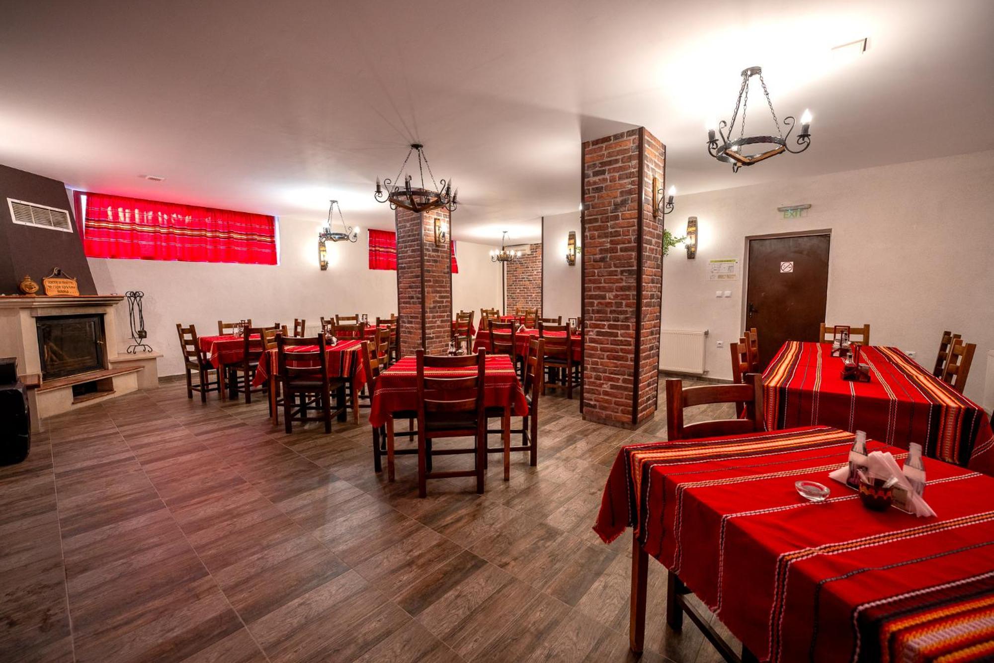 Hotel Комплекс Асеневци Carewa Liwada Zewnętrze zdjęcie